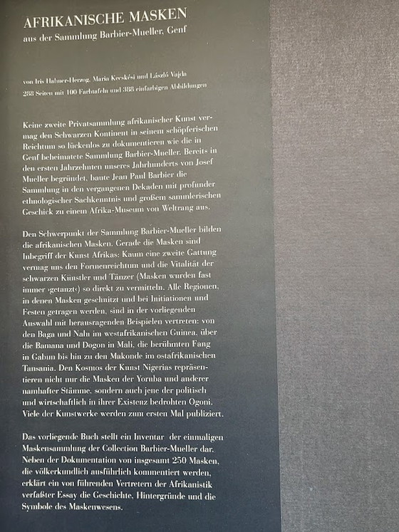 Image 1 of DAS SÜSSE ANSICHT. AFRIKANISCHE MASKEN AUS DER SAMMLUNG BARBIER-MÜLLER