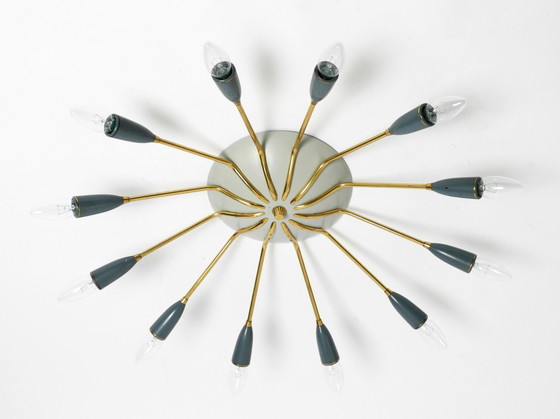Image 1 of Sehr schöne große 12-armige Mid-Century Modern Messing Sputnik-Deckenlampe