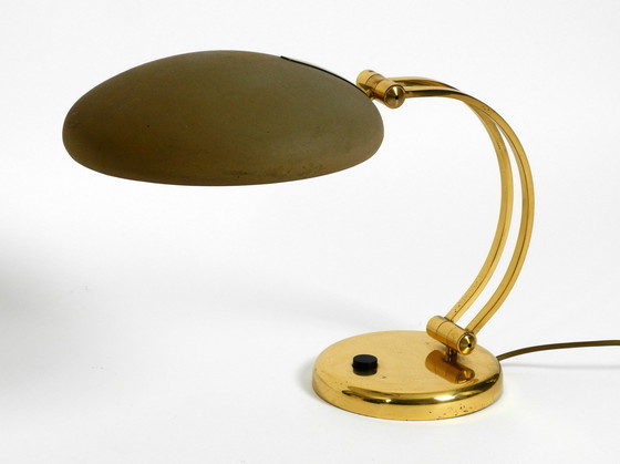 Image 1 of Riesige 1970er Messing-Tischlampe mit verstellbarem Hals und Schirm von Hillebrand