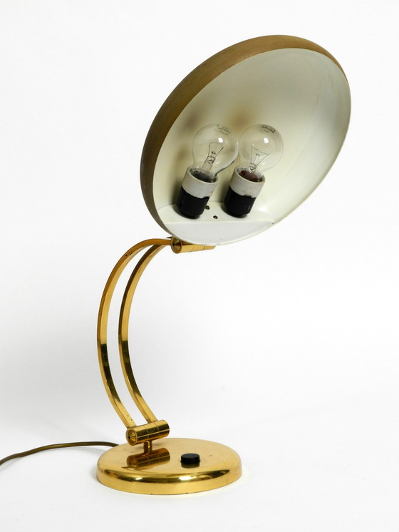 Image 1 of Riesige 1970er Messing-Tischlampe mit verstellbarem Hals und Schirm von Hillebrand