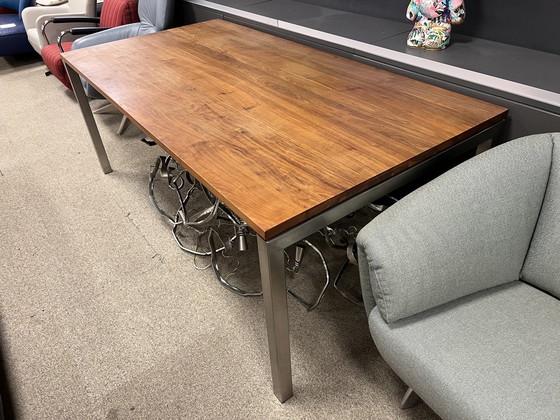 Image 1 of Metaform Walnussholz- Design