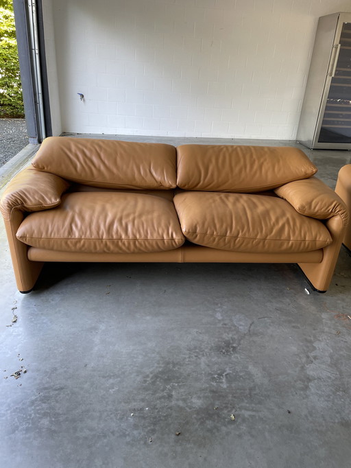 Cassina Maralunga 2 und 3-sitziges Sofa