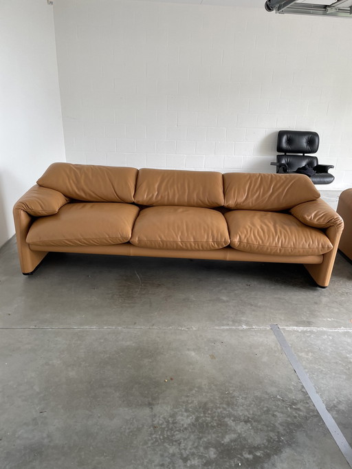 Cassina Maralunga 2 und 3-sitziges Sofa