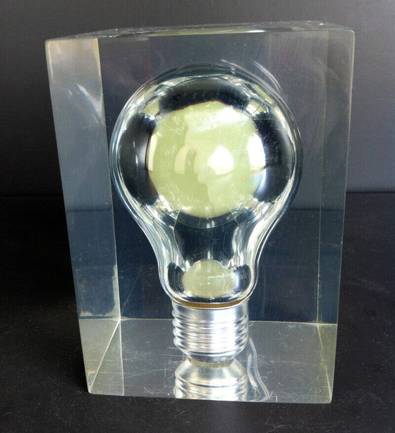 Image 1 of Skulptur - Briefbeschwerer - Einschluss Glühbirne Fluo - Harz - Pierre Giraudon - Space Age - Pop Art - 1960
