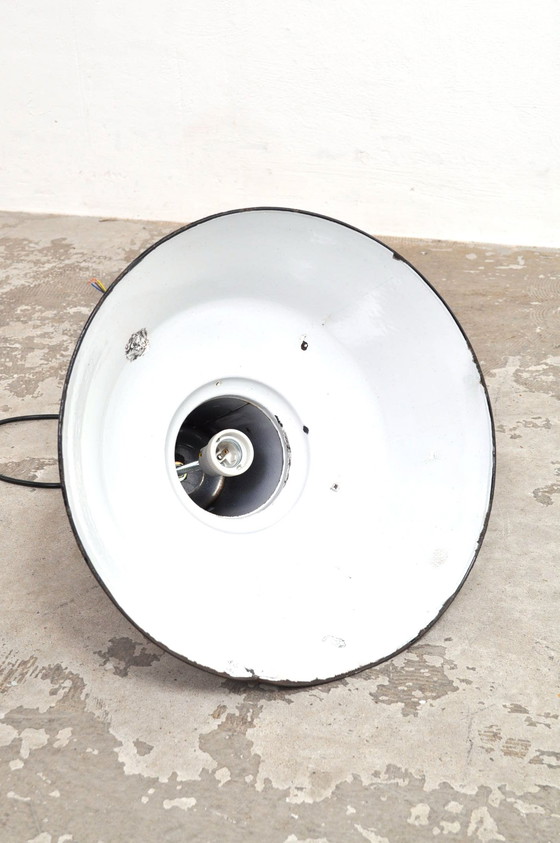 Image 1 of Vintage-Emaille-Lampe