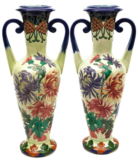 Image 1 of Paar Amphoren Longchamp 1370