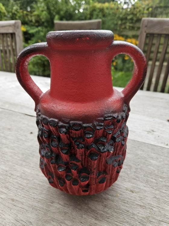 Image 1 of Westdeutschland Vase Rot Korallen Finish Modell 7586-25