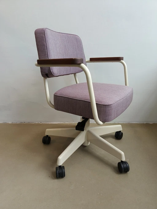 Vitra Sessel Direction Pivotant, Jean Prouvé