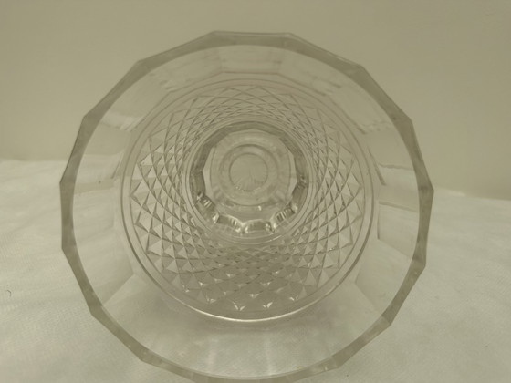 Image 1 of Vase aus zugeschriebenem Baccarat-Kristall Diamantschliff