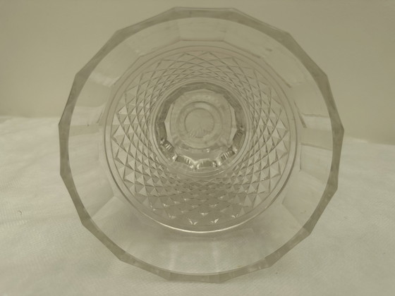 Image 1 of Vase aus zugeschriebenem Baccarat-Kristall Diamantschliff