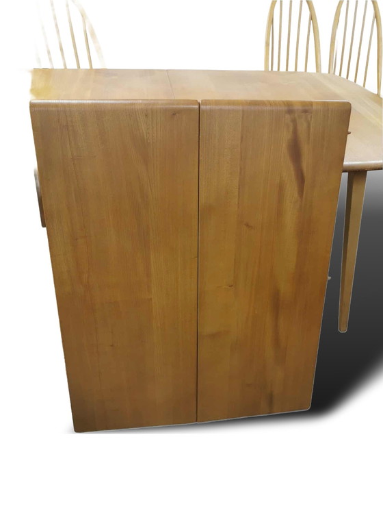 Image 1 of Mid Century Ercol Grand Windsor Ausziehbarer Esstisch & 4 Quaker Stühle