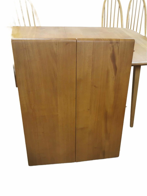 Image 1 of Mid Century Ercol Grand Windsor Ausziehbarer Esstisch & 4 Quaker Stühle