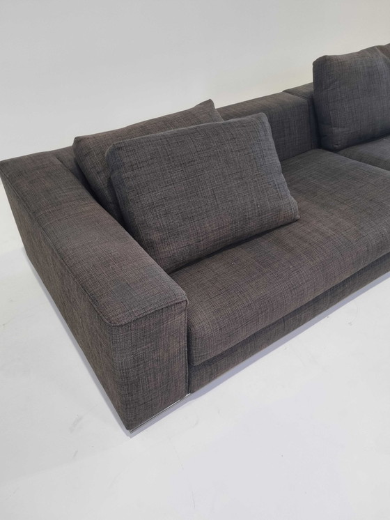 Image 1 of Minotti-Bank