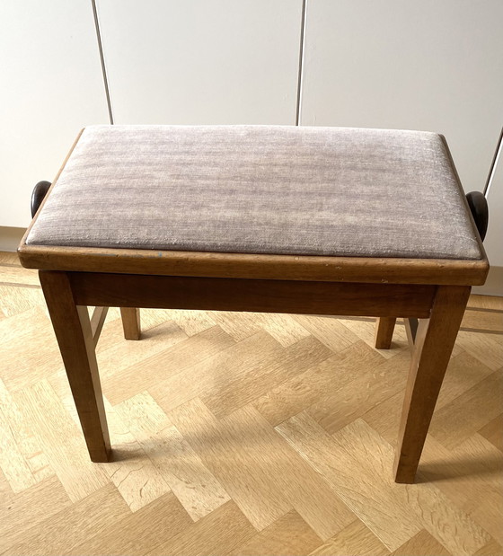 Image 1 of Classic Piano Stool Verstellbar