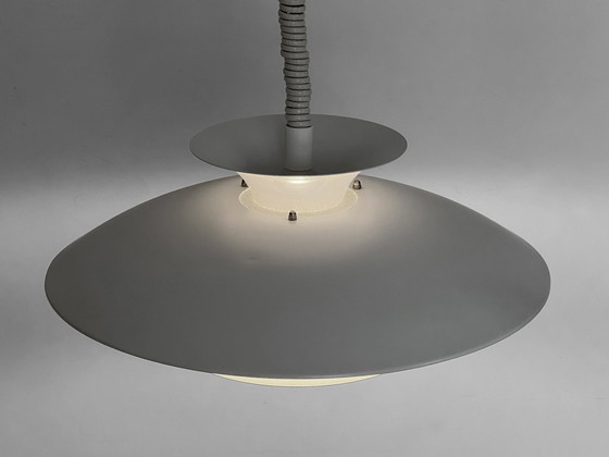 Image 1 of Große geschichtete Pendelleuchte von Frandsen Lighting. Dänemark 1970S