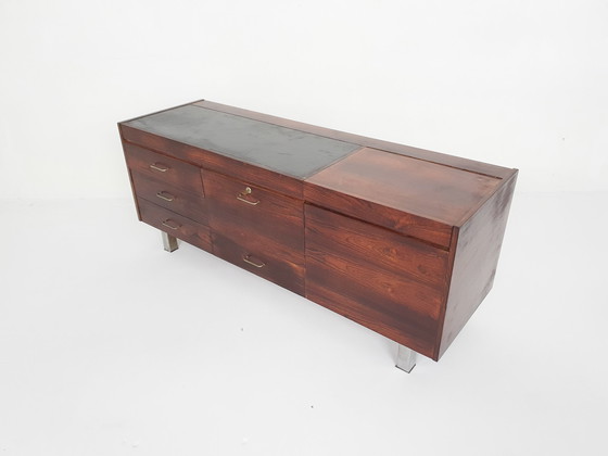 Image 1 of Büro- oder Barschrank aus Palisander aus der Mitte des Jahrhunderts