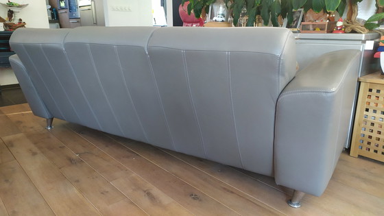 Image 1 of 3-Sitzer-Sofa aus grauem Leder