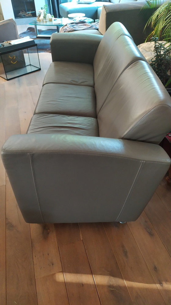 Image 1 of 3-Sitzer-Sofa aus grauem Leder