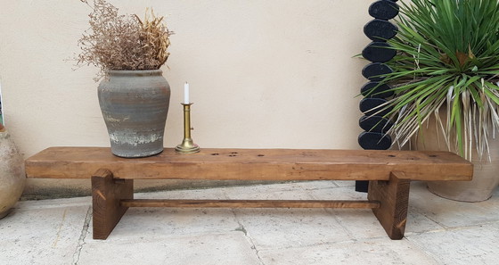 Image 1 of Brutalistische Konsole