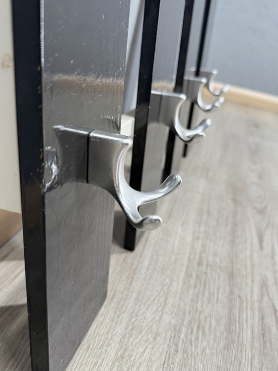 Image 1 of Große Vintage Wandgarderobe