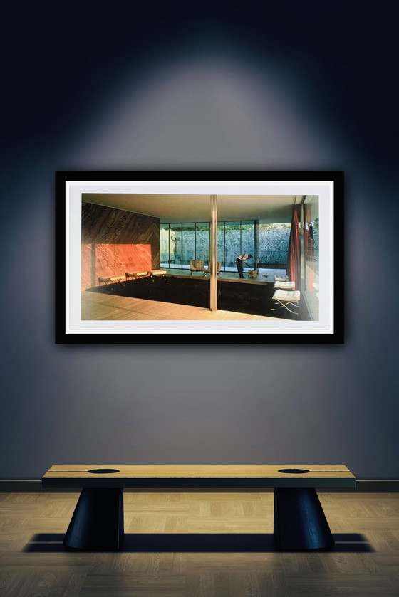 Image 1 of Jeff Wall: "Morgenputz".