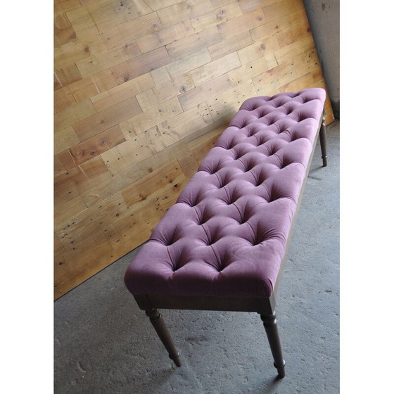 Image 1 of Vintage Button Tufted Bank gepolstert in Samt und mit Holzbeinen