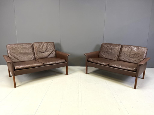 Zwei Zweisitzer-Sofas von Hans Olsen, 1960er Jahre