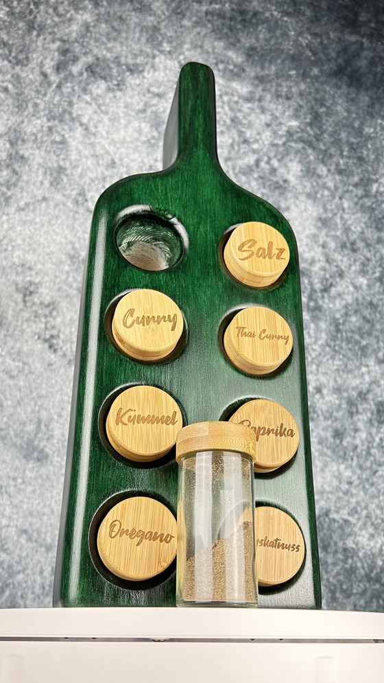 Image 1 of Rotan Hunt Gewürzregal „8 eigenen Gewürze wählbar“