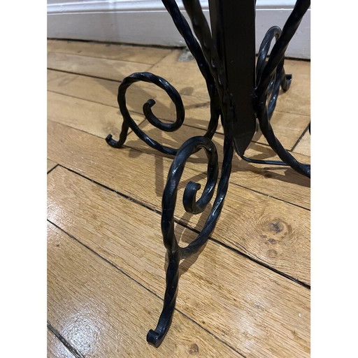 Alte Straßenlaterne aus geschmolzenem Eisen und Milchglas, 1950