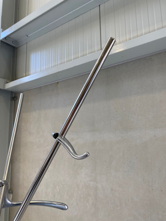 Image 1 of Spinder by Porsche Garderobenständer