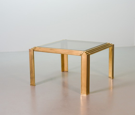 Image 1 of Von Peter Ghyczy zugeschriebener quadratischer Couchtisch aus massivem Messing mit rauchiger Glas , 1970er Jahre.