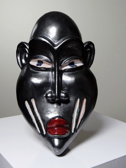 Afrikanische Emaille-Keramik-Maske Dan-Stil Zu Identifizieren