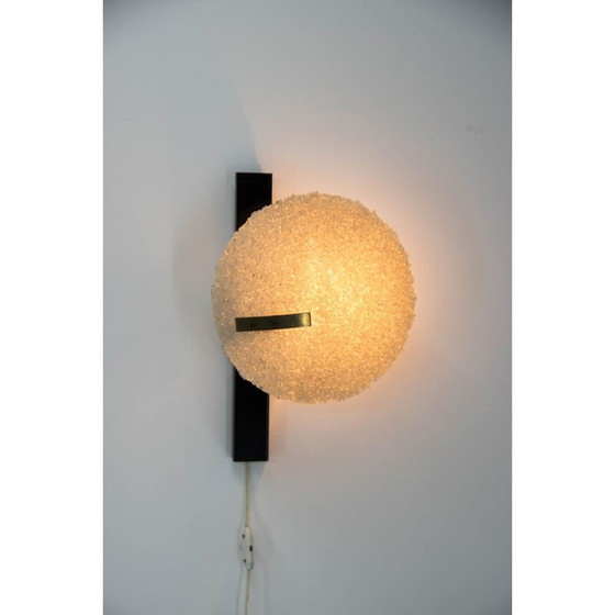 Image 1 of Geometrische Wandlampe aus schwarzem Metall und Harz von Pokrok Zilina, 1960