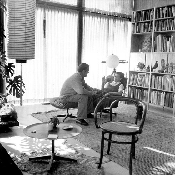 Image 1 of 1980er Version des B9-Stuhls von Ton