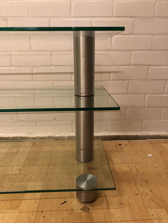 Image 1 of TV-Schrank im Spektraldesign