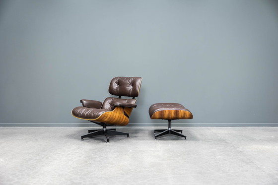 Image 1 of Eames Lounge Chair + Ottomane