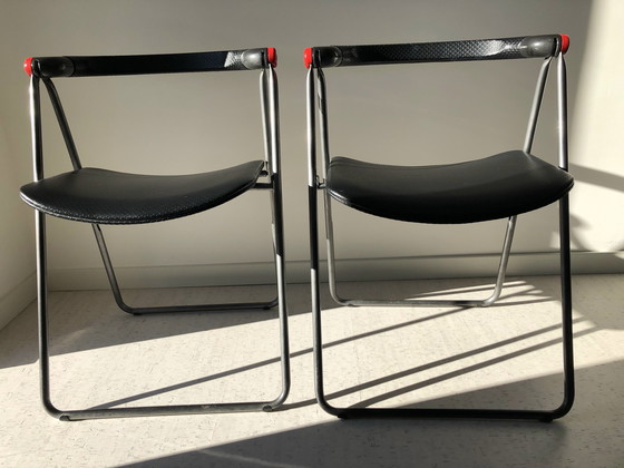 Image 1 of 2x Padua Klappstühle mit 'roten Ohren'
