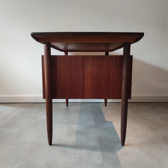 Image 1 of Hulmefa Tijsseling Schreibtisch