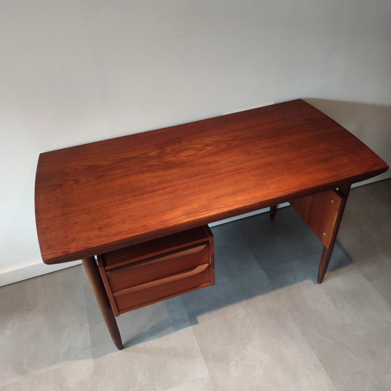 Image 1 of Hulmefa Tijsseling Schreibtisch