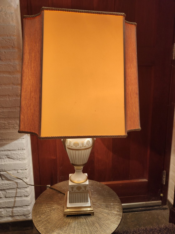 Image 1 of Elegante Mangani Greek Urn Tischlampe mit originalem Lampenschirm