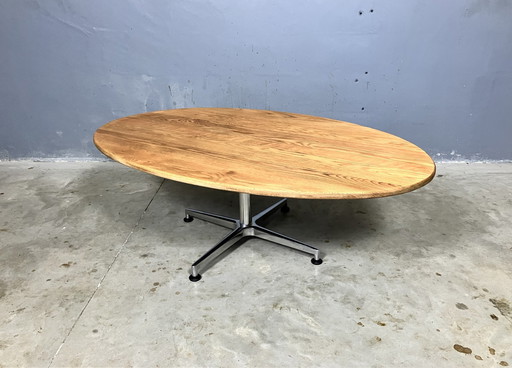 Vintage Couchtisch oval aus Eiche und Chrom