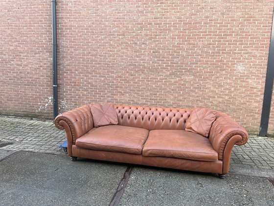 Image 1 of Vintage Chesterfield 3/4 Sitzer