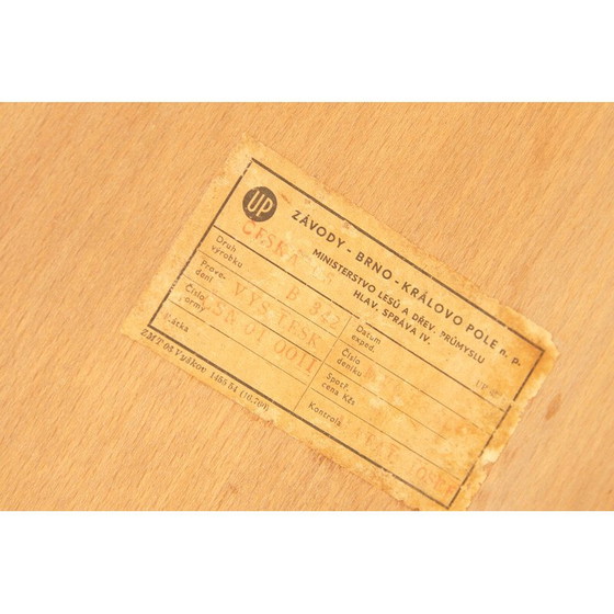 Image 1 of Vintage 3-Sitzer-Sofa aus nussbaumfurniertem Holz von Jindrich Halabala für Up Závody, Tschechoslowakei 1950