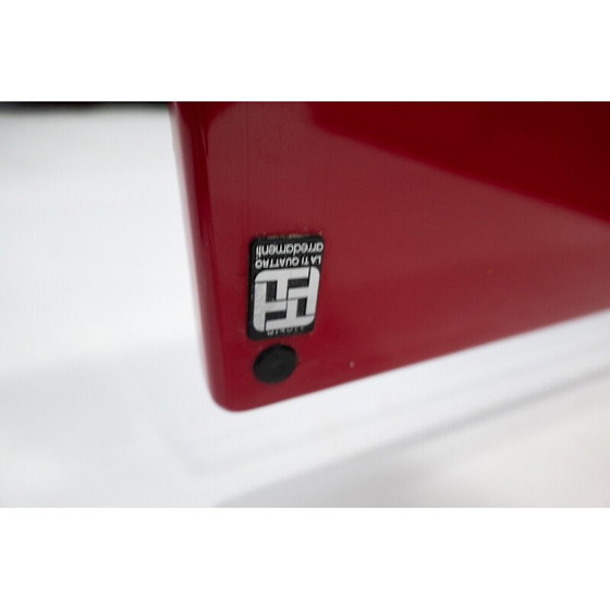 Image 1 of Mid Century lackierte Anrichte in rot und schwarz, Italien 1970er