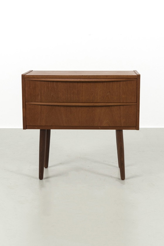 Image 1 of Vintage Schrank mit 2 Schubladen