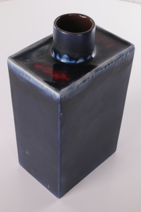 Image 1 of Zeitlose Keramikvase in Blau und Rot