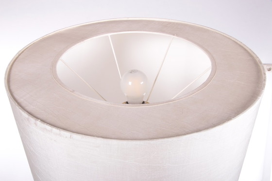 Image 1 of Große Stehleuchte mit Chromstiel und 3 Lichtpunkten im Schirm von Temde