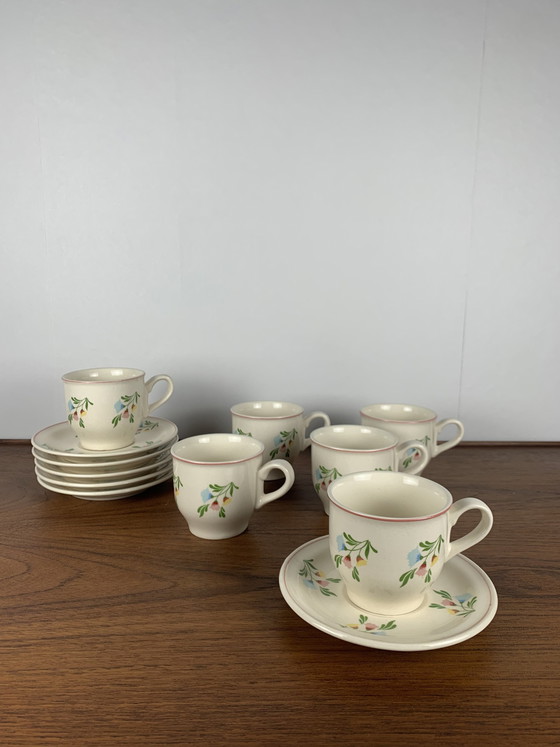 Image 1 of 6er Set Vintage Tassen + Untertassen, Blumenmuster, Deutschland