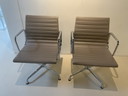 Vitra Charles Eames Stuhl
