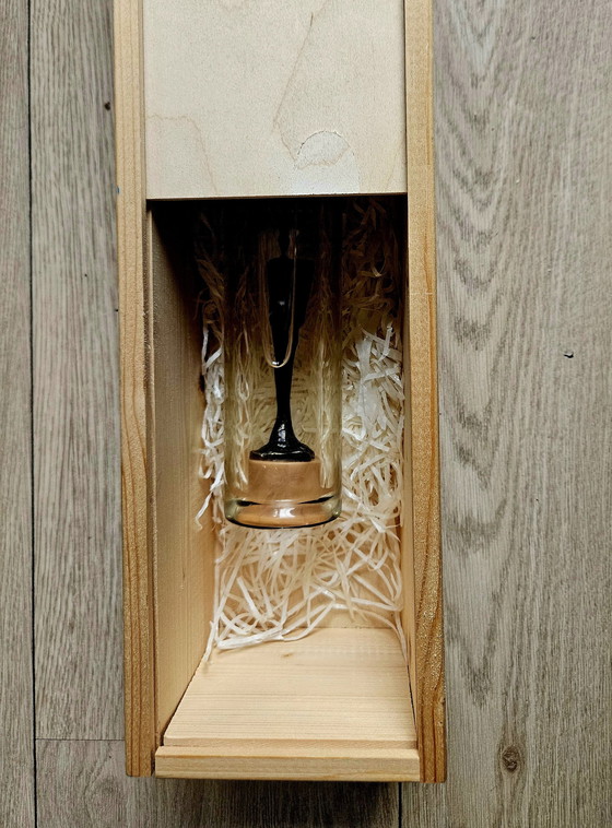 Image 1 of Skulptur in der Flasche "Gekrönter Mann" Conny Ammerlaan